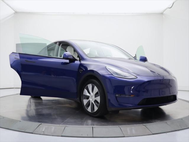 Photo of 2021 Deep Blue Metallic Tesla Model Y