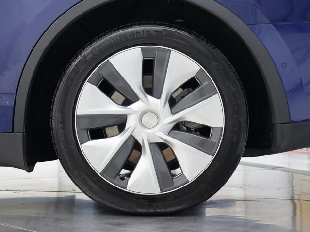 Photo of 2021 Deep Blue Metallic Tesla Model Y