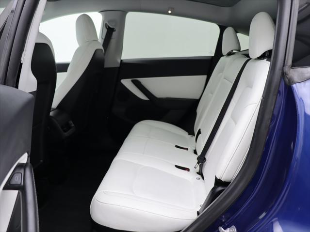 Photo of 2021 Deep Blue Metallic Tesla Model Y