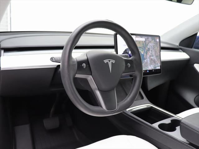 Photo of 2021 Deep Blue Metallic Tesla Model Y
