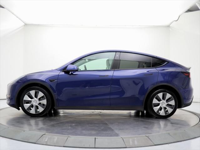 Photo of 2021 Deep Blue Metallic Tesla Model Y