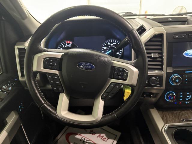 Photo of 2019 Oxford White Ford F-250
