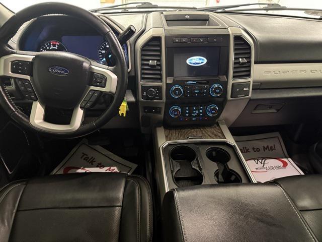 Photo of 2019 Oxford White Ford F-250