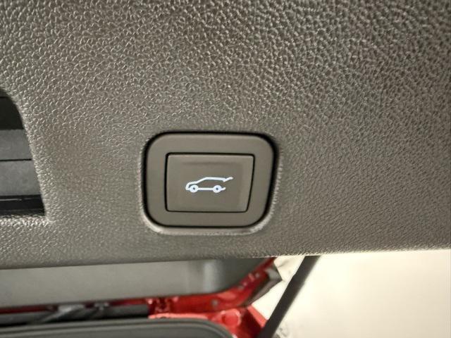 Photo of 2026 Radiant Red Tintcoat Chevrolet Traverse