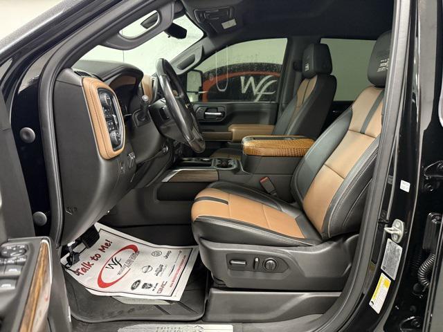 Photo of 2021 Mosaic Black Metallic Chevrolet Silverado 2500