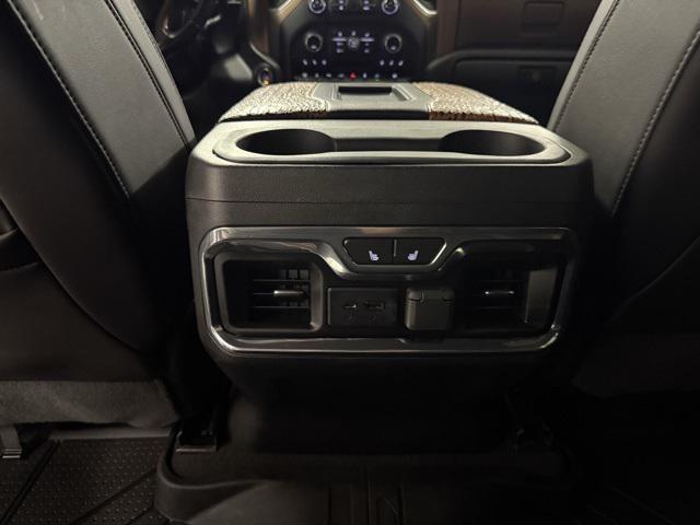 Photo of 2021 Mosaic Black Metallic Chevrolet Silverado 2500