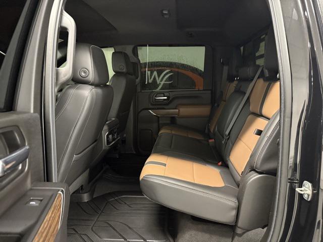 Photo of 2021 Mosaic Black Metallic Chevrolet Silverado 2500