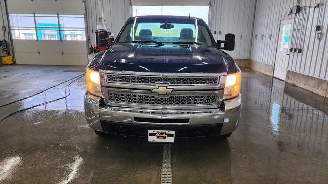 Photo of 2009 Imperial Blue Metallic Chevrolet Silverado 2500