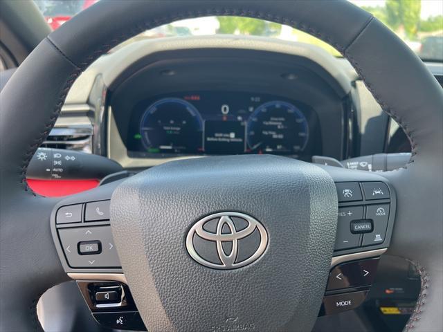 Photo of 2025 Heavy Metal/Midnight Black Metallic Toyota Camry