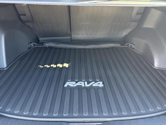 Photo of 2025 Magnetic Gray Metallic Toyota RAV4 Hybrid