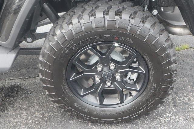 Photo of 2025 Black Clearcoat Jeep Gladiator