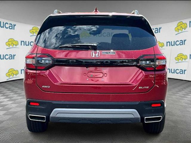 Photo of 2025 Radiant Red Metallic II Honda Pilot