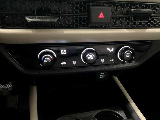 Photo of 2023 Pearl Honda HR-V