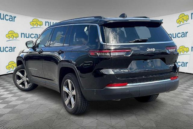 Photo of 2021 Diamond Black Jeep Grand Cherokee L