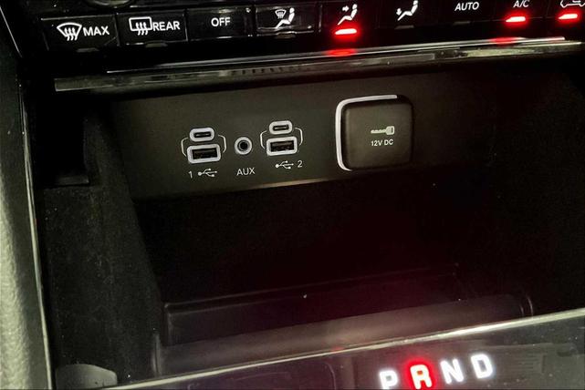 Photo of 2021 Diamond Black Jeep Grand Cherokee L