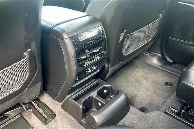 Photo of 2021 Diamond Black Jeep Grand Cherokee L