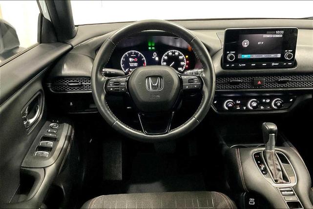 Photo of 2023 Platinum White Pearl Honda HR-V