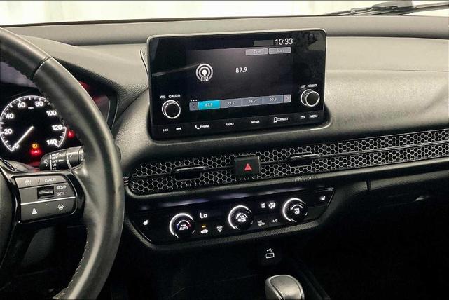 Photo of 2023 Platinum White Pearl Honda HR-V