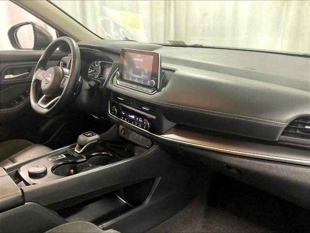 Photo of 2024 Gun Metallic Nissan Rogue