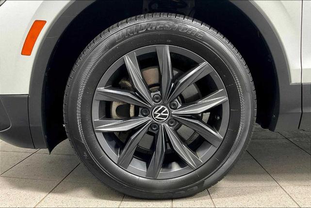 Photo of 2022 Pure White Volkswagen Tiguan