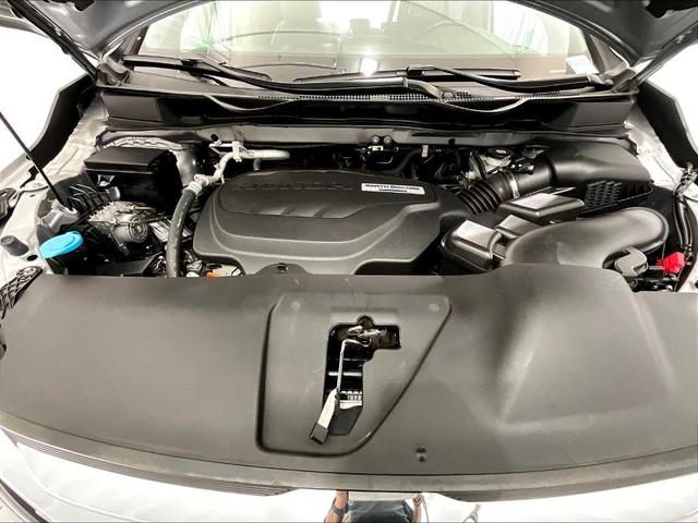 Photo of 2020 Lunar Silver Metallic Honda Odyssey