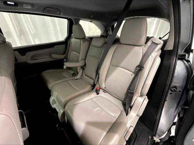 Photo of 2020 Lunar Silver Metallic Honda Odyssey