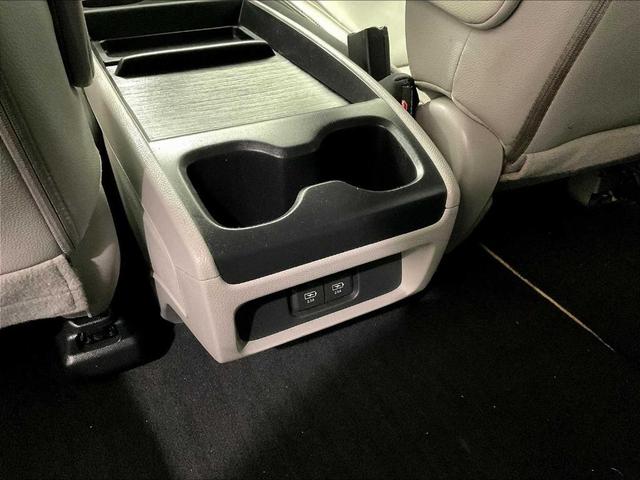 Photo of 2020 Lunar Silver Metallic Honda Odyssey