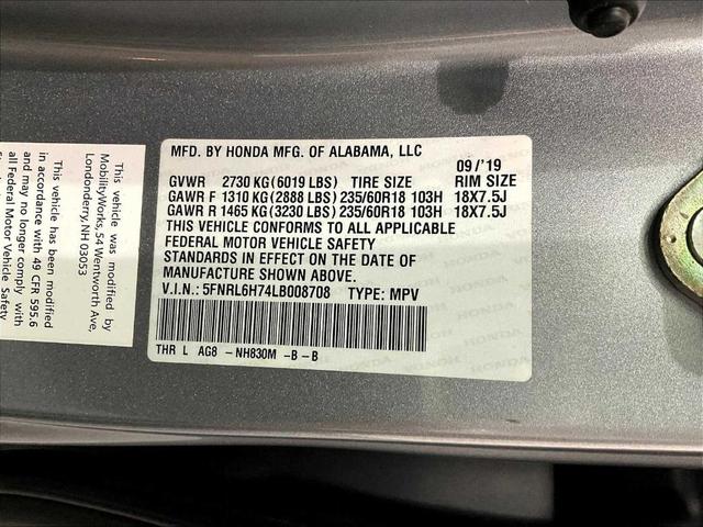 Photo of 2020 Lunar Silver Metallic Honda Odyssey