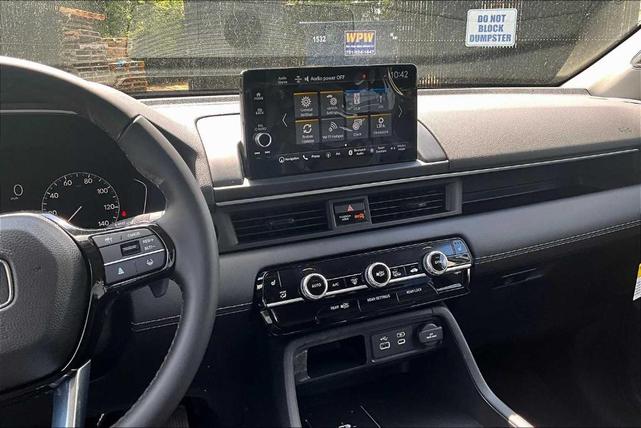 Photo of 2025 Modern Steel Metallic Honda Pilot