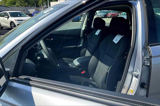 Photo of 2025 Solar Silver Metallic Honda Accord