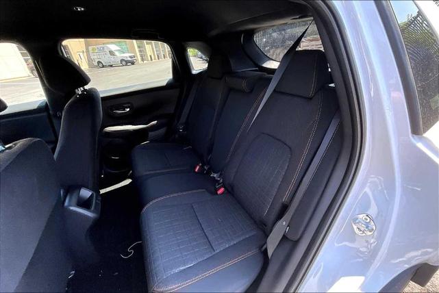 Photo of 2026 Platinum White Pearl Honda HR-V