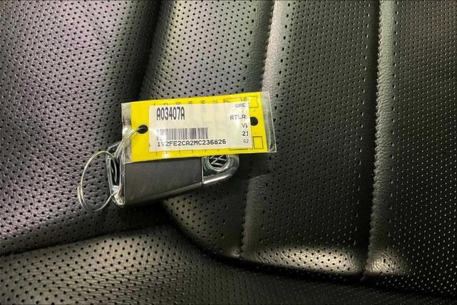 Photo of 2021 Pure Gray Volkswagen Atlas Cross Sport