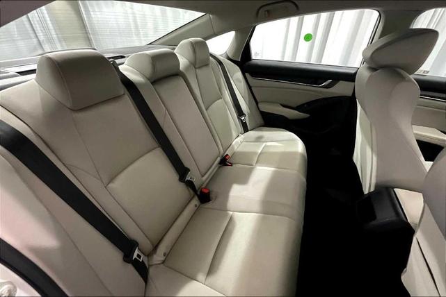 Photo of 2020 Platinum White Pearl Honda Accord