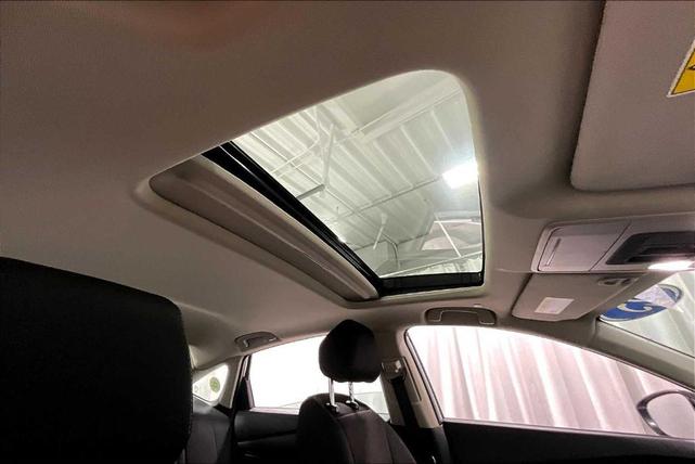 Photo of 2025 Solar Silver Metallic Honda Accord