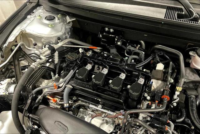 Photo of 2025 Solar Silver Metallic Honda Accord