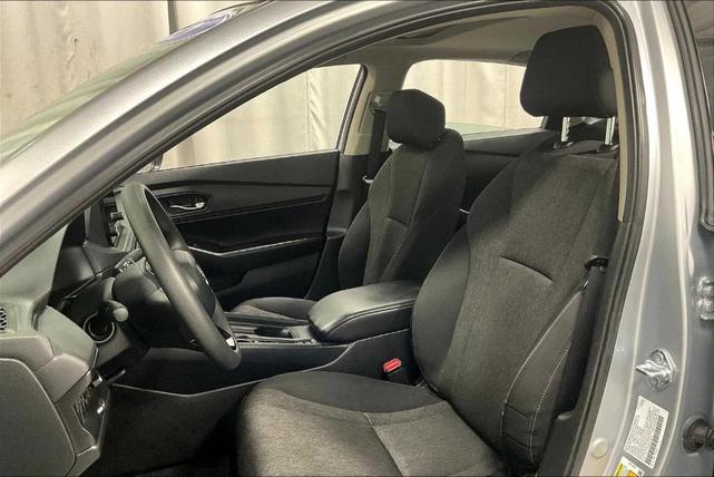 Photo of 2025 Solar Silver Metallic Honda Accord