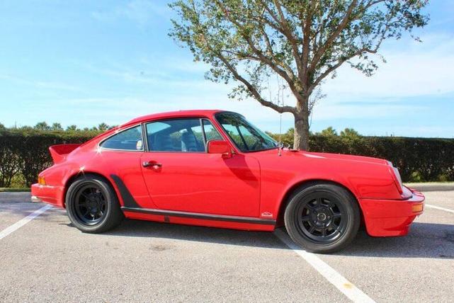 Photo of 1982 Guards Red Porsche 911