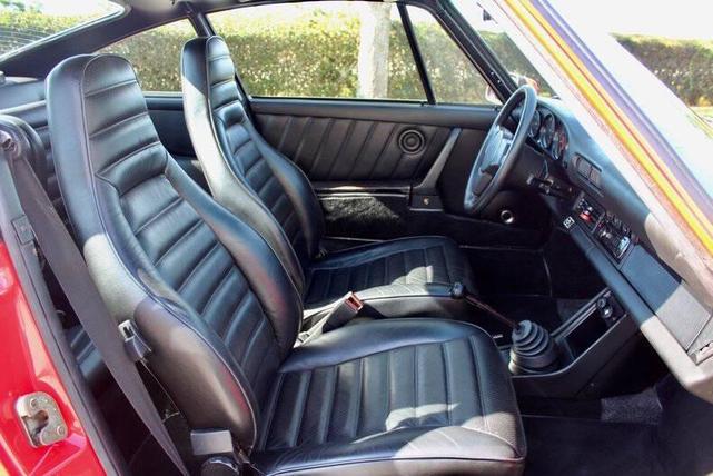 Photo of 1982 Guards Red Porsche 911