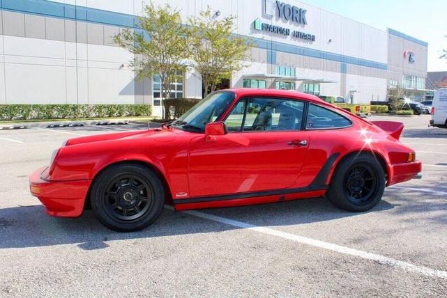Photo of 1982 Guards Red Porsche 911
