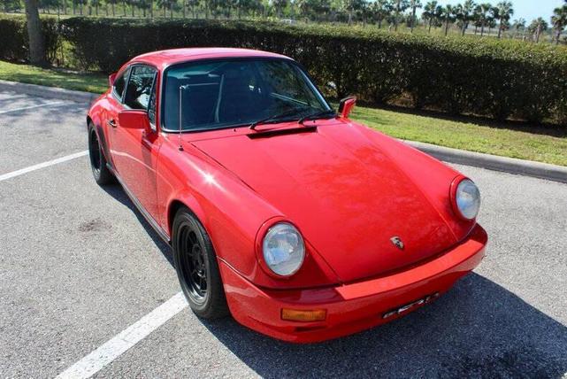 Photo of 1982 Guards Red Porsche 911
