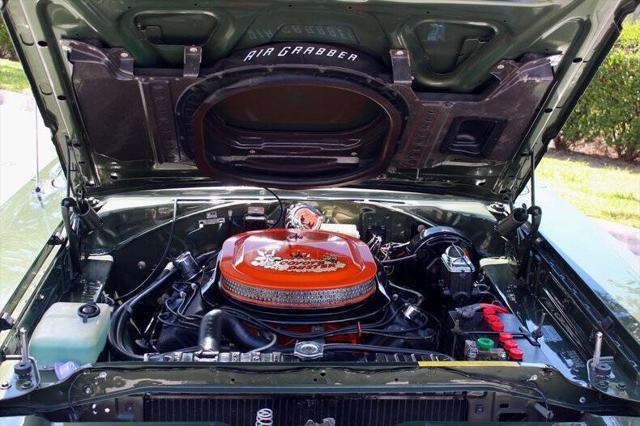 Photo of 1969 Ivy Green Metallic Plymouth Roadrunner