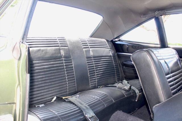 Photo of 1969 Ivy Green Metallic Plymouth Roadrunner