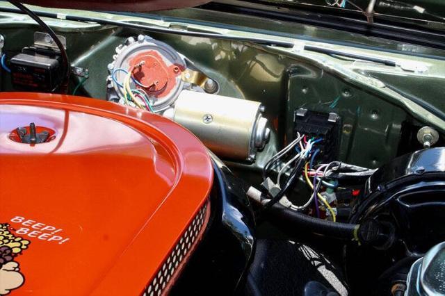 Photo of 1969 Ivy Green Metallic Plymouth Roadrunner