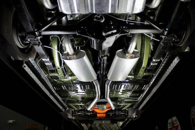 Photo of 1969 Ivy Green Metallic Plymouth Roadrunner