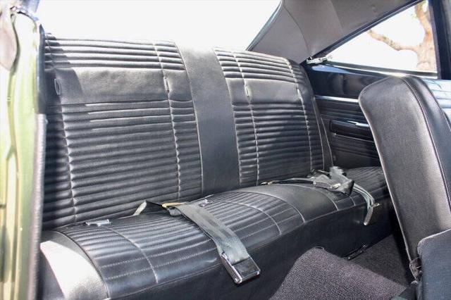 Photo of 1969 Ivy Green Metallic Plymouth Roadrunner