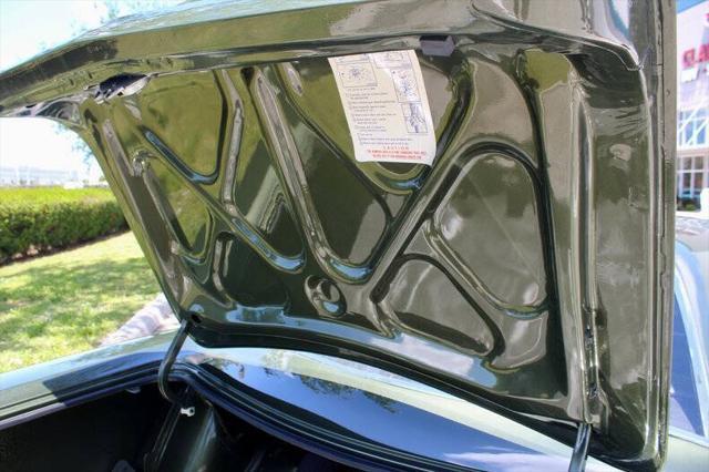 Photo of 1969 Ivy Green Metallic Plymouth Roadrunner