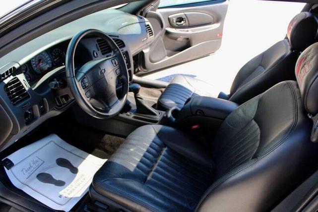 Photo of 2004 Black Chevrolet Monte Carlo