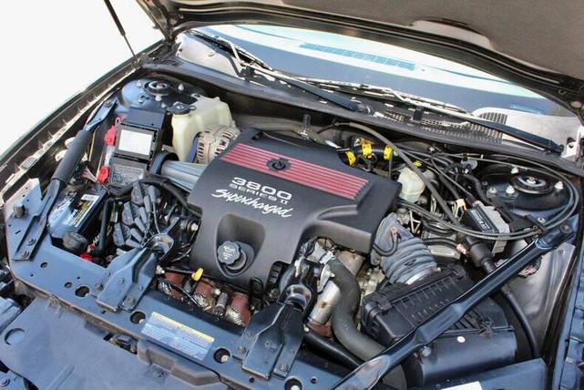 Photo of 2004 Black Chevrolet Monte Carlo