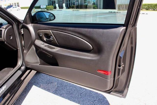 Photo of 2004 Black Chevrolet Monte Carlo