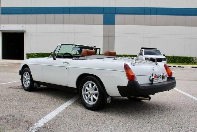 Photo of 1975 White MG MGB